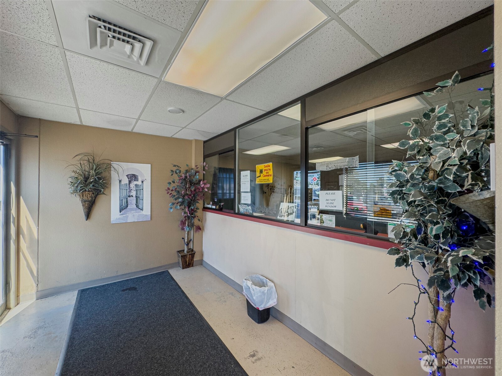 1 E 1st Avenue , Kennewick, WA 99336