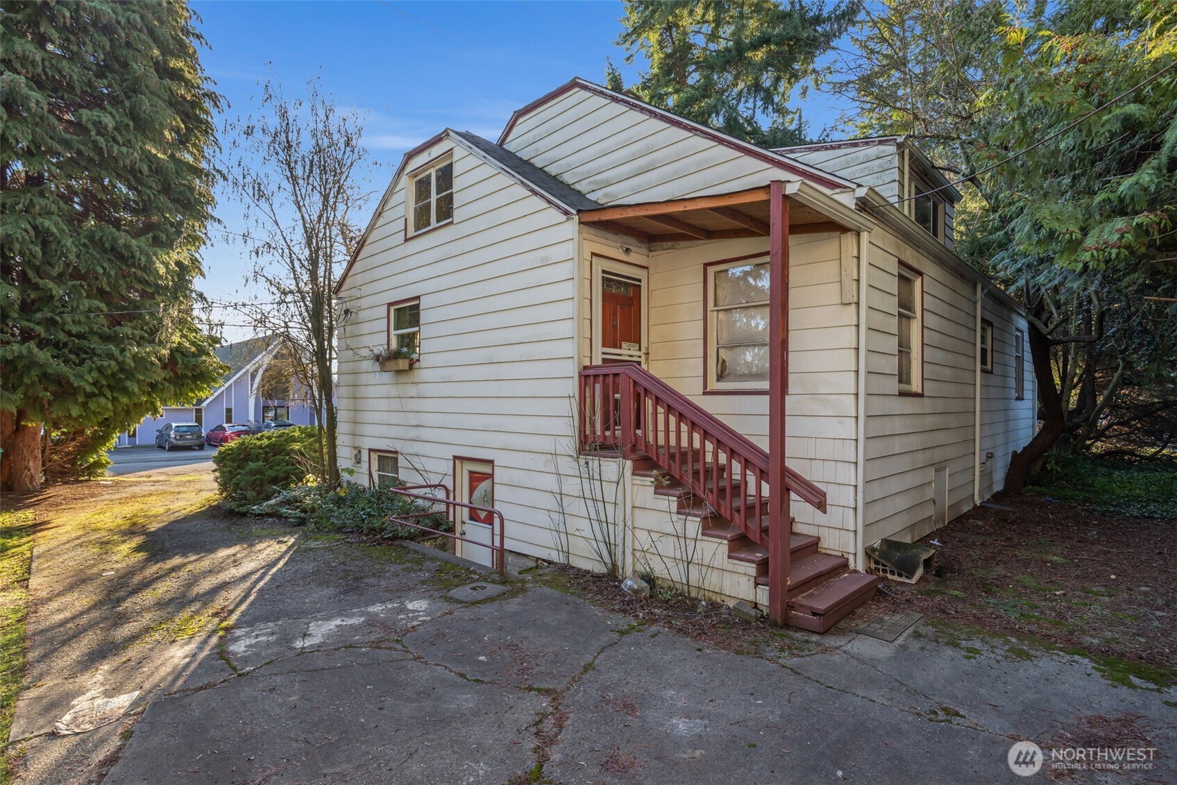 104 NE 120th Street , Seattle, WA 98125