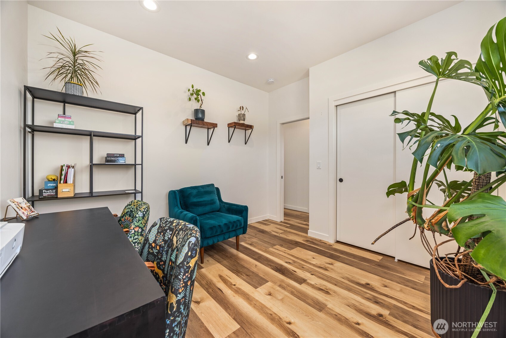 224 NW Chinook Way , East Wenatchee, WA 98802