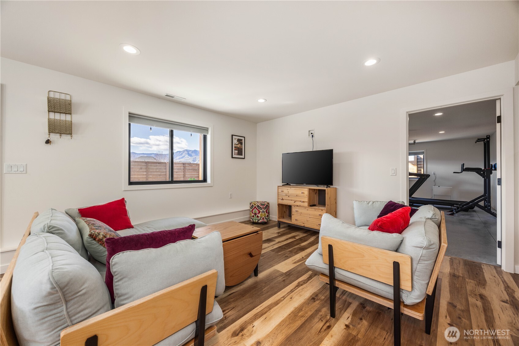 224 NW Chinook Way , East Wenatchee, WA 98802