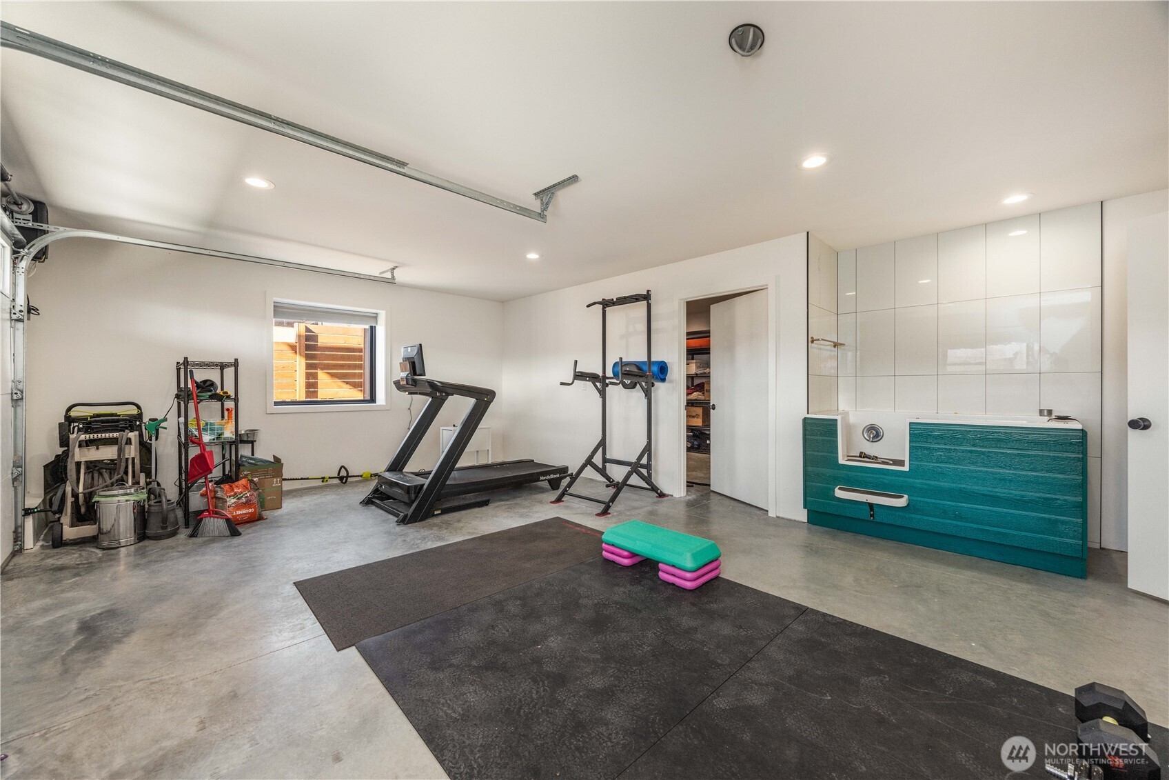 224 NW Chinook Way , East Wenatchee, WA 98802