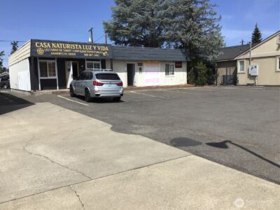 412 S 12th Avenue , Yakima, WA 98902