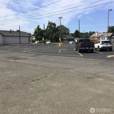 412 S 12th Avenue , Yakima, WA 98902 - Photo 4