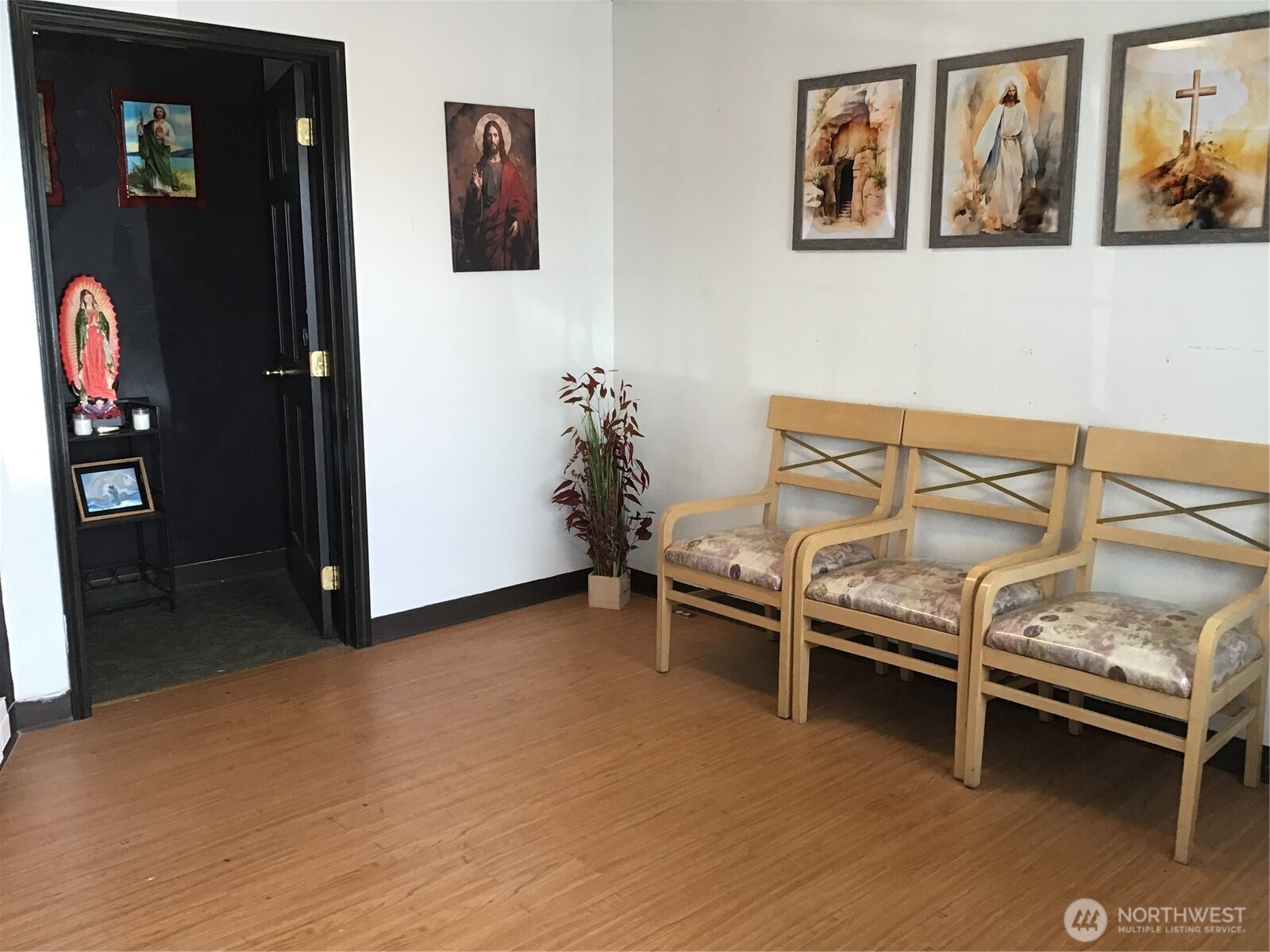 412 S 12th Avenue , Yakima, WA 98902