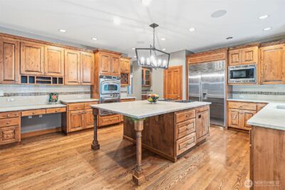 14225 SE 87th Place , Newcastle, WA 98059 - Photo 10