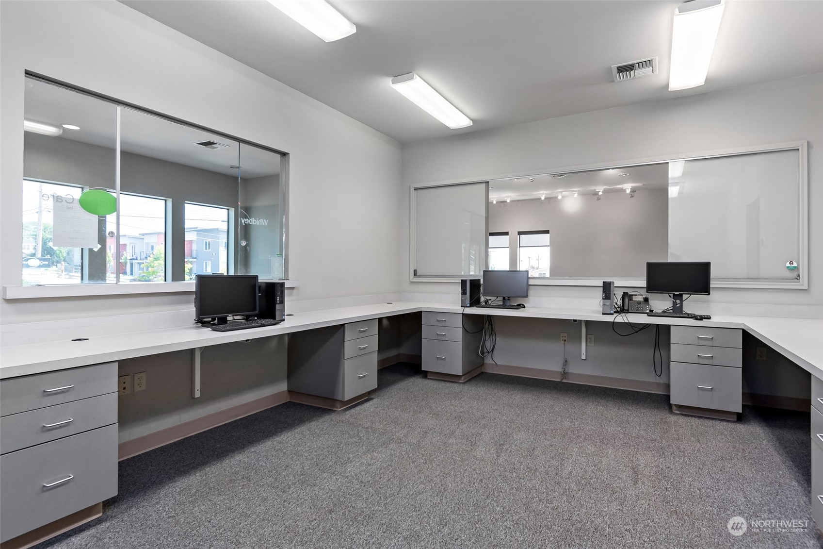 380 SE Barrington Drive , Oak Harbor, WA 98277