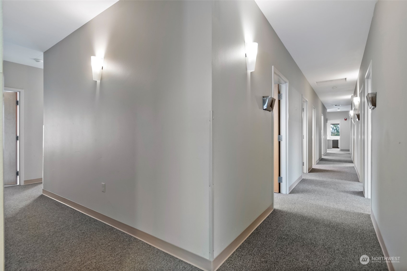 380 SE Barrington Drive , Oak Harbor, WA 98277