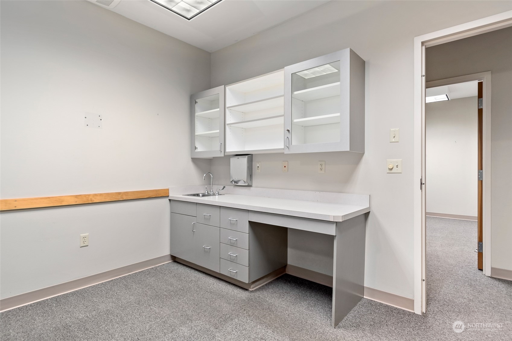 380 SE Barrington Drive , Oak Harbor, WA 98277