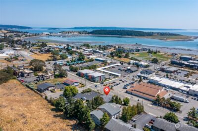 380 SE Barrington Drive , Oak Harbor, WA 98277 - Photo 2