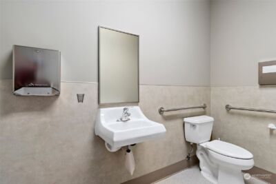 380 SE Barrington Drive , Oak Harbor, WA 98277 - Photo 22