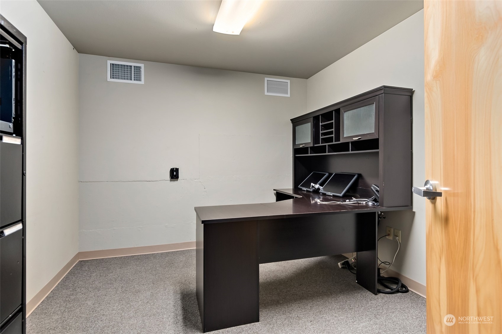 380 SE Barrington Drive , Oak Harbor, WA 98277