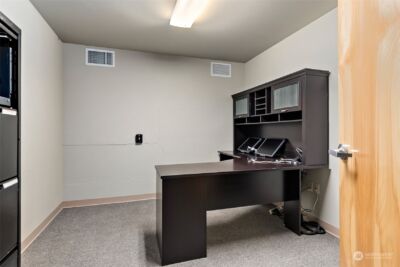 380 SE Barrington Drive , Oak Harbor, WA 98277 - Photo 26