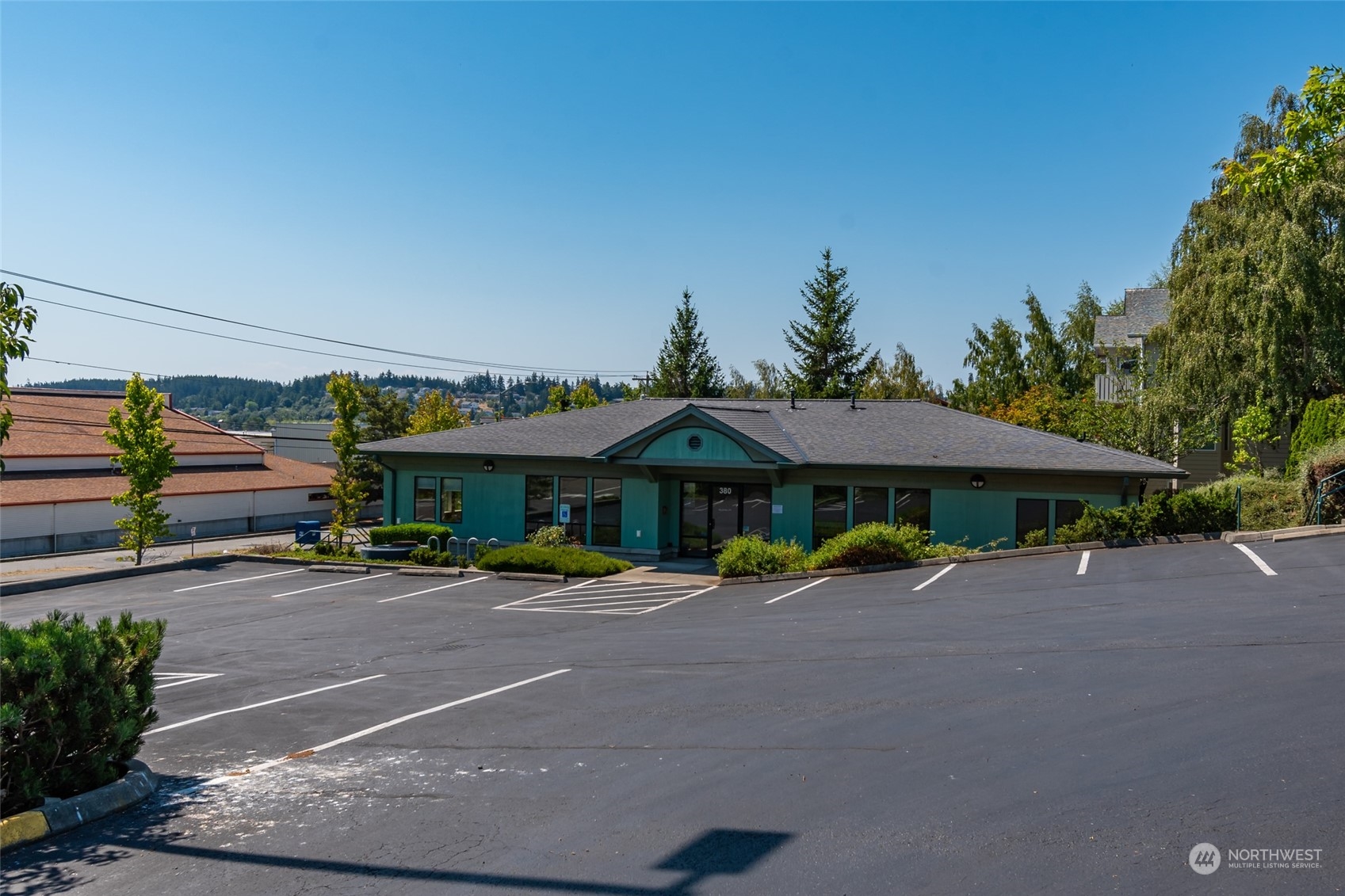 380 SE Barrington Drive , Oak Harbor, WA 98277