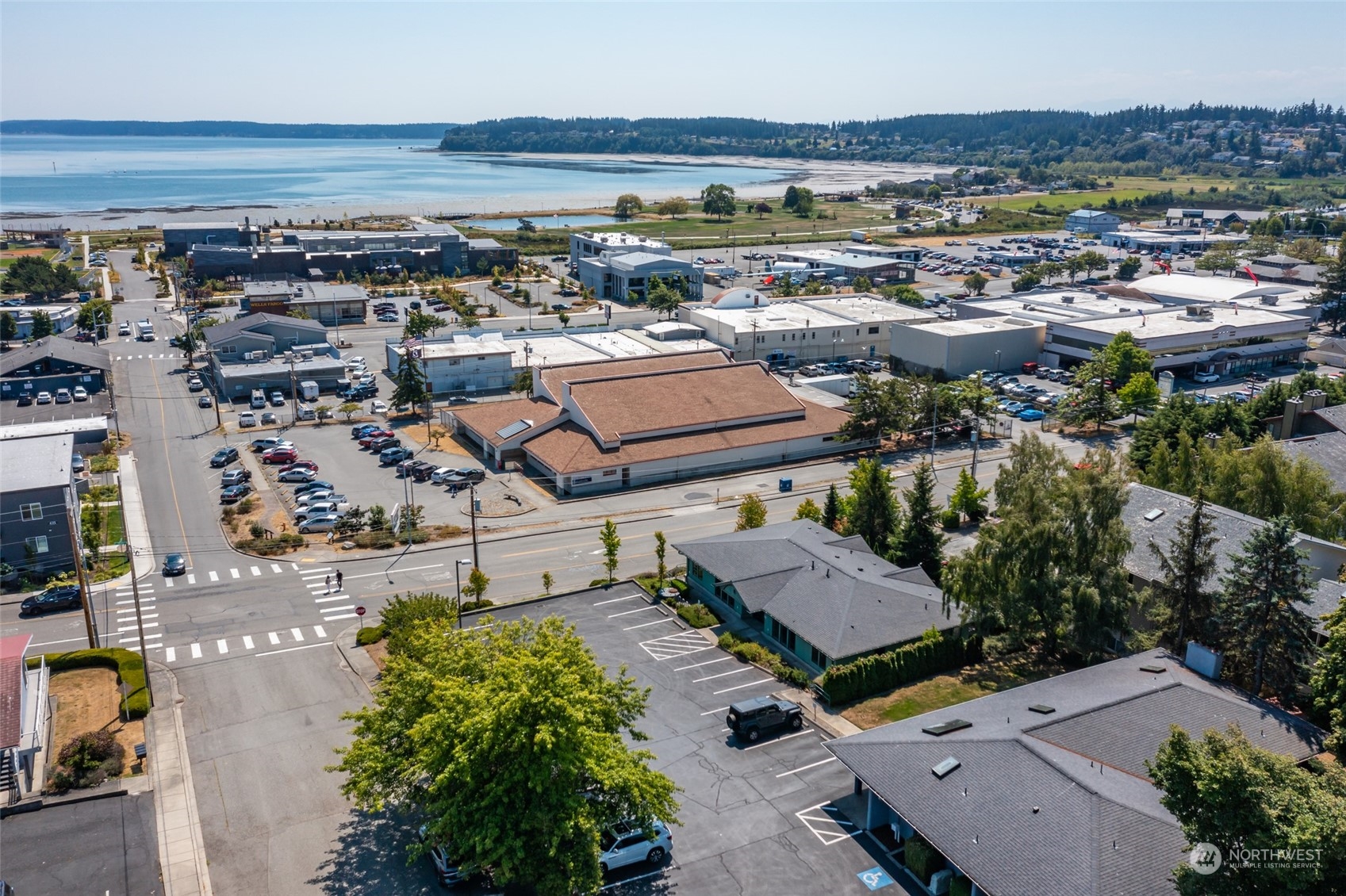380 SE Barrington Drive , Oak Harbor, WA 98277
