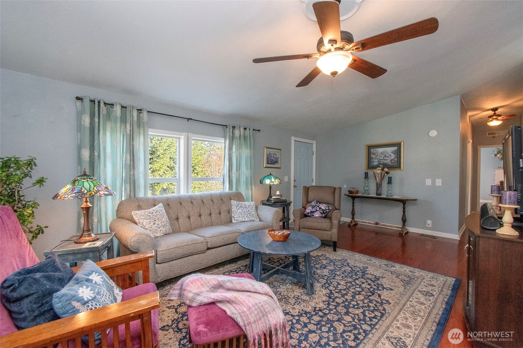 202 S Bayview Avenue , Port Angeles, WA 98362