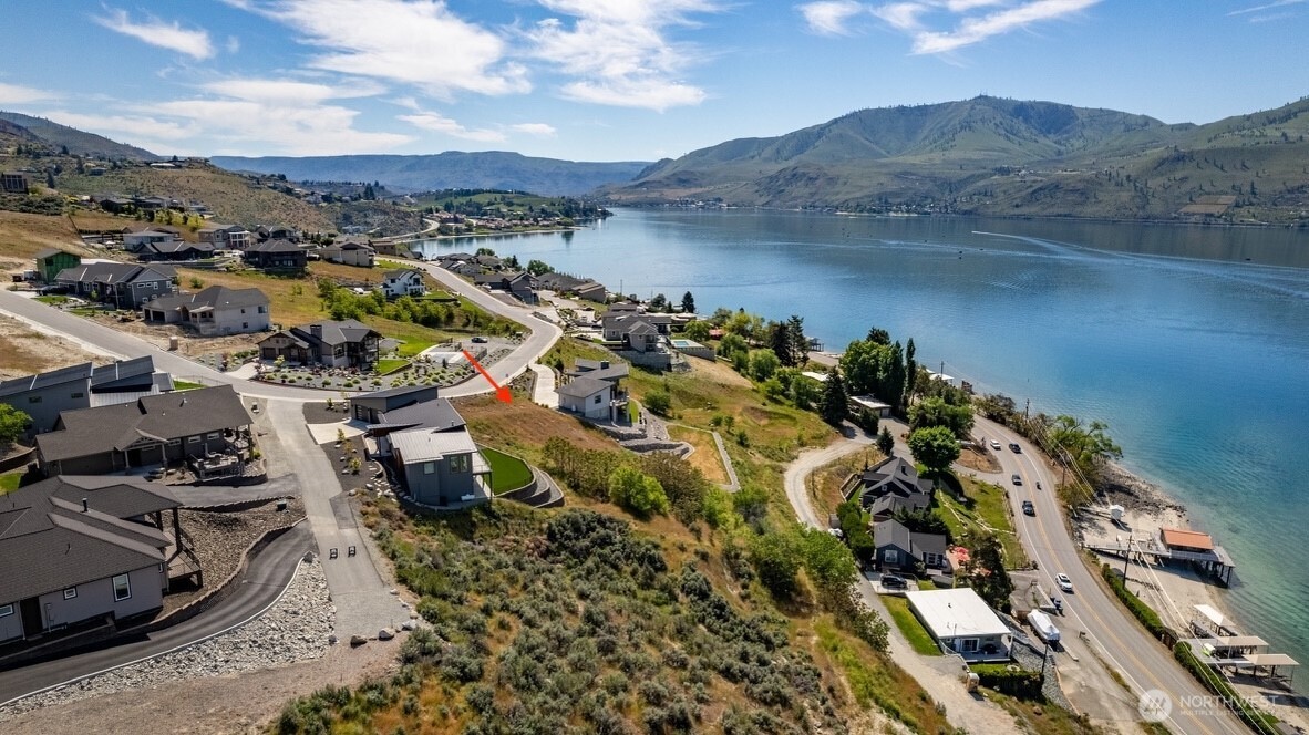 209 Apple Avenue , Chelan, WA 98816