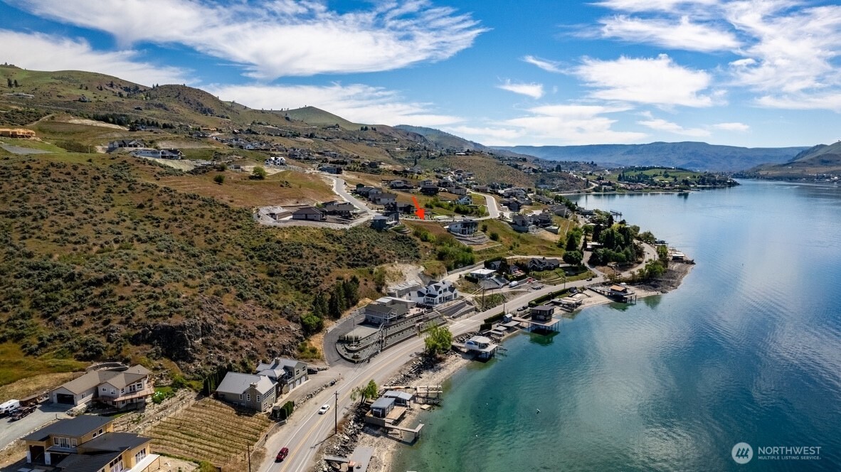 209 Apple Avenue , Chelan, WA 98816