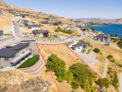 209 Apple Avenue , Chelan, WA 98816 - Photo 2