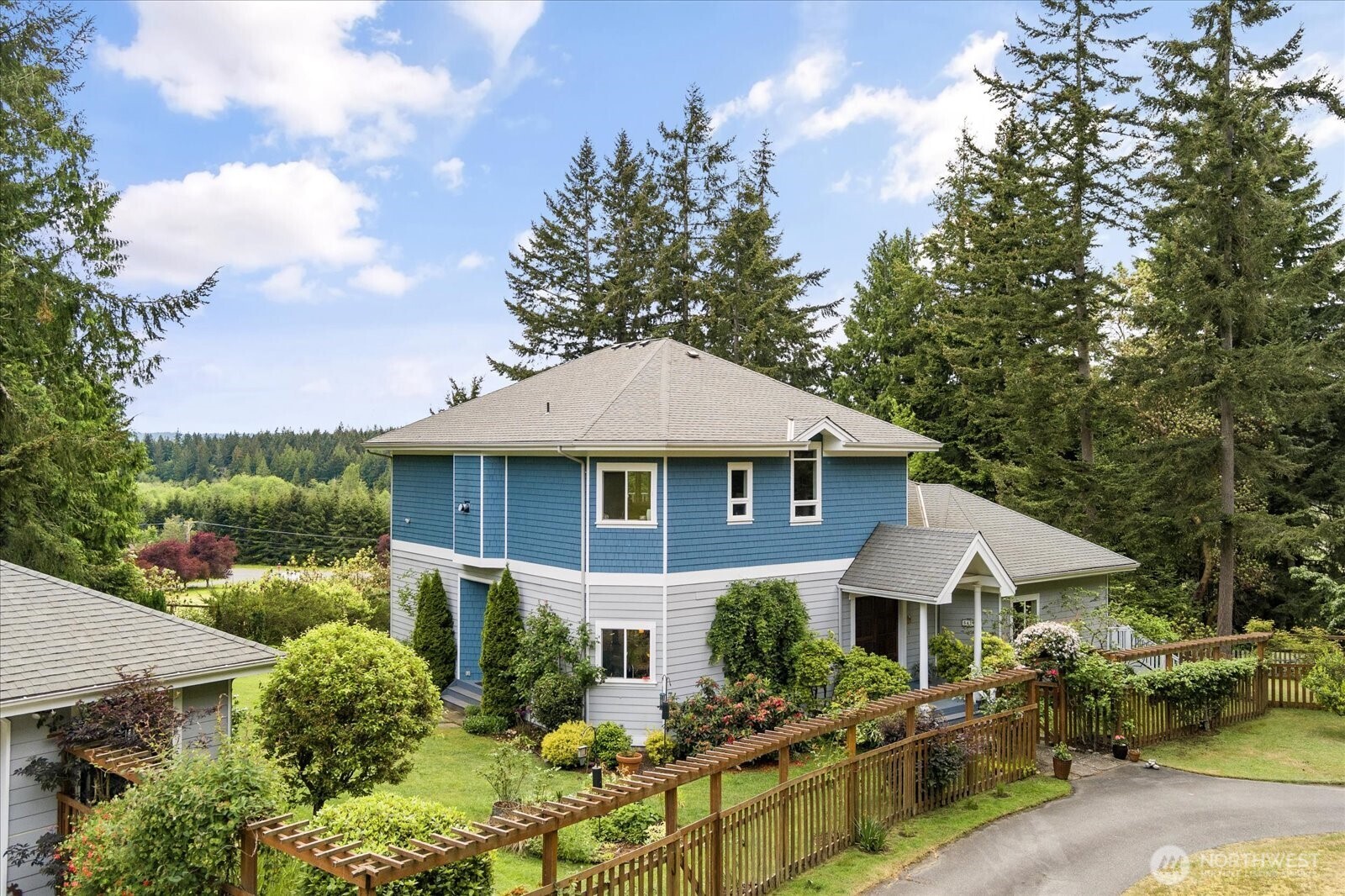 5427 Bayview Road , Langley, WA 98260