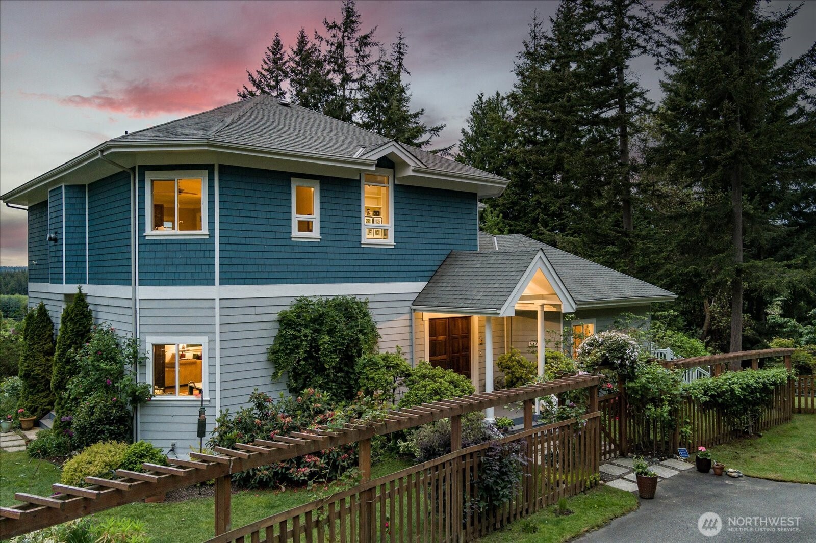 5427 Bayview Road , Langley, WA 98260