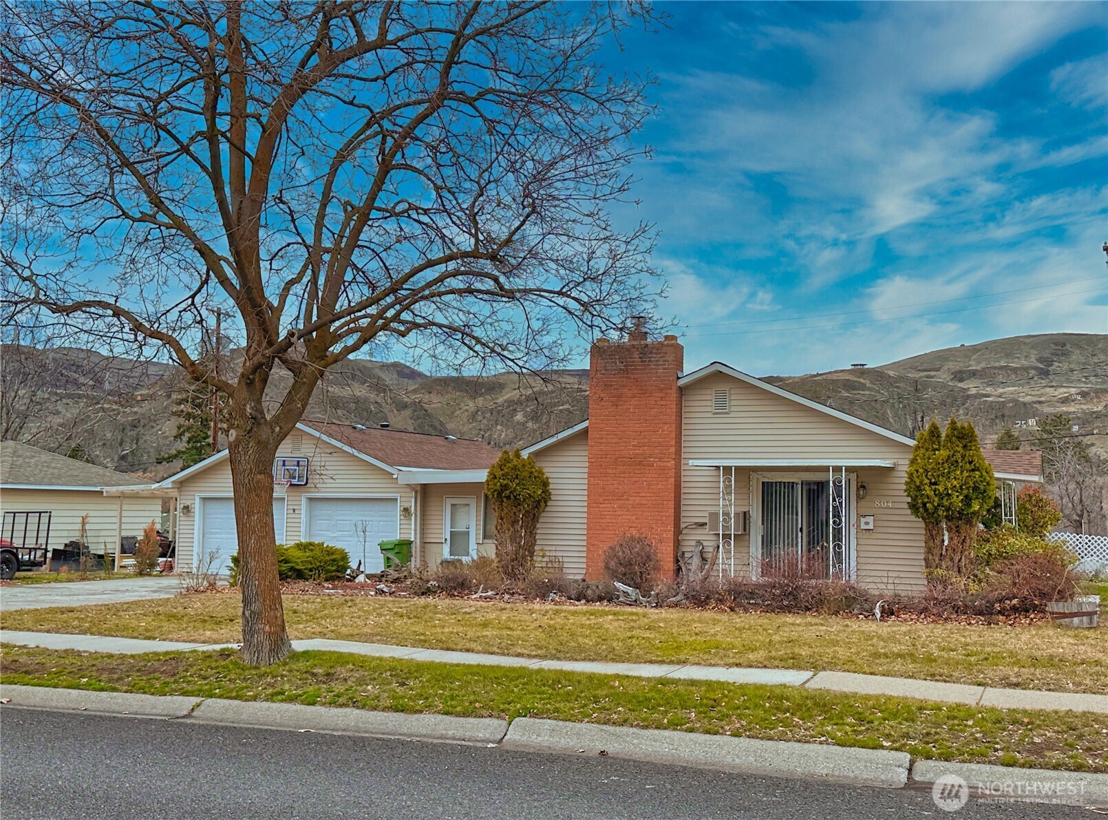 804 Central Drive , Coulee Dam, WA 99116