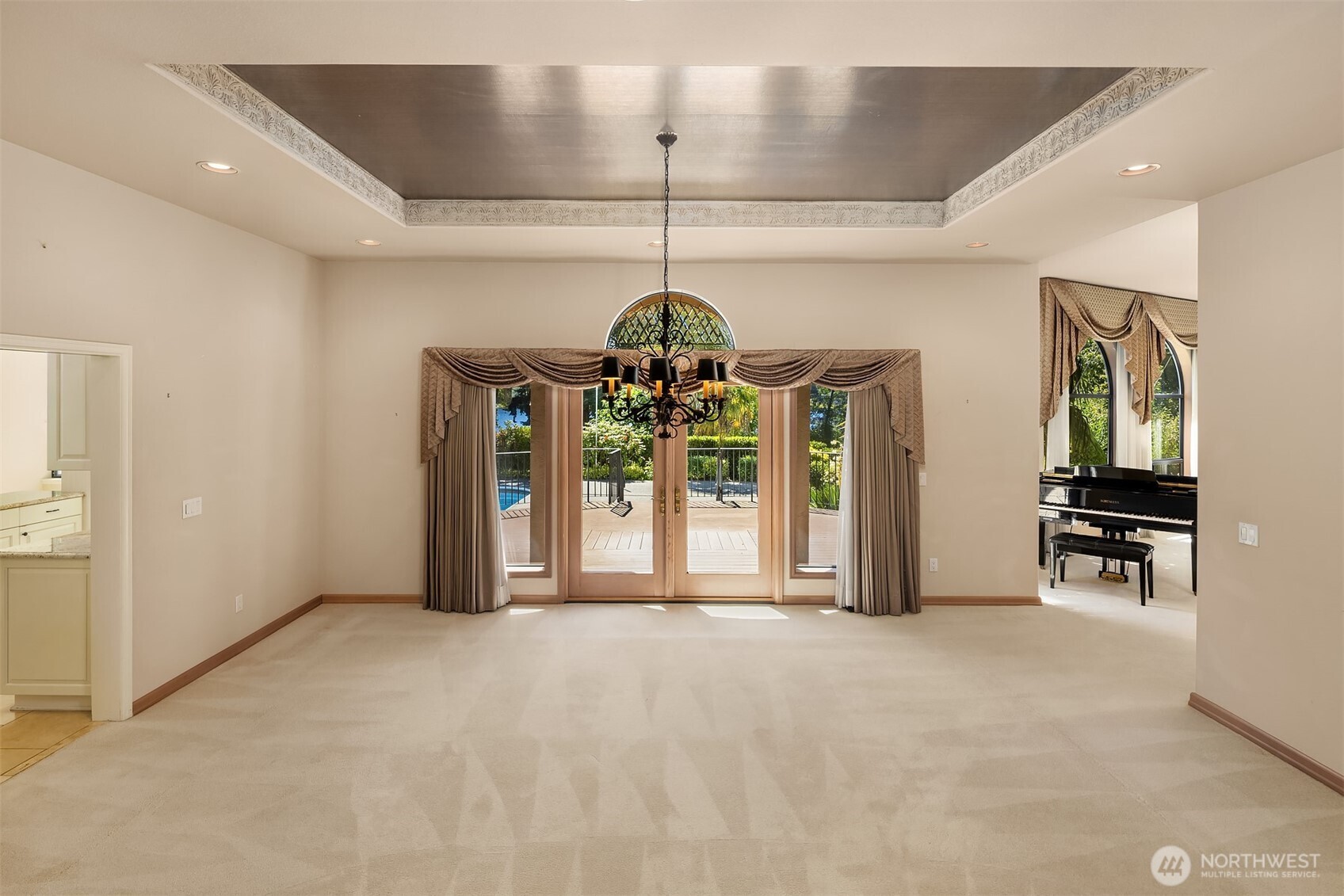 15805 SE 16th Street , Bellevue, WA 98008