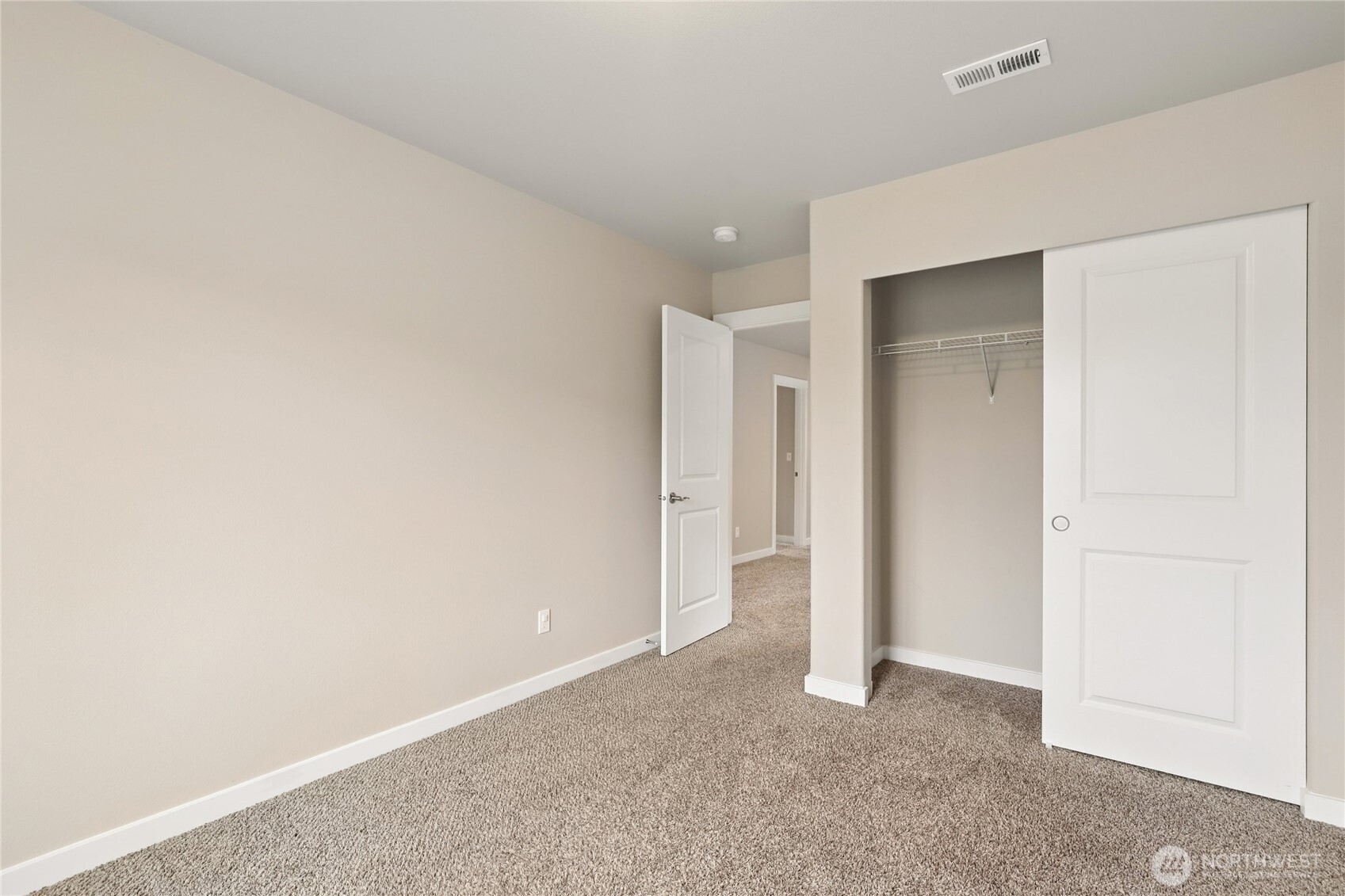 5241 52nd Way SE, Lacey, WA 98503