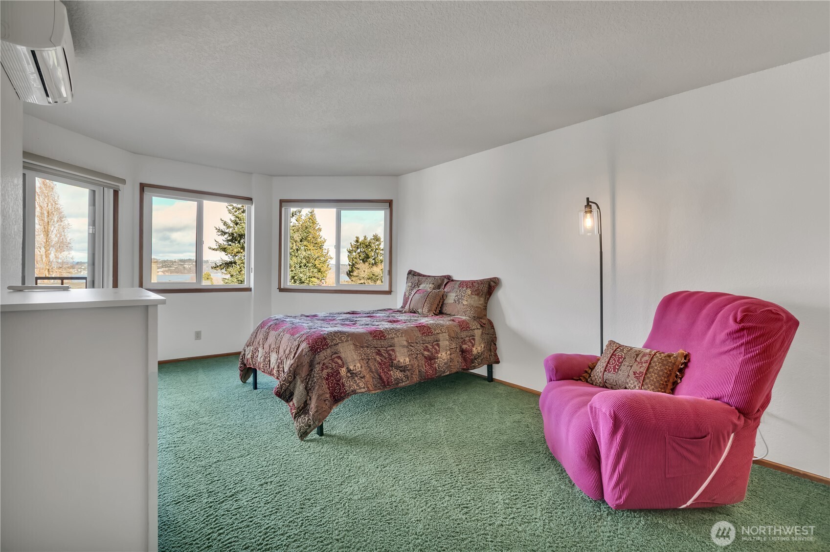 909 N I Street #205, Tacoma, WA 98403