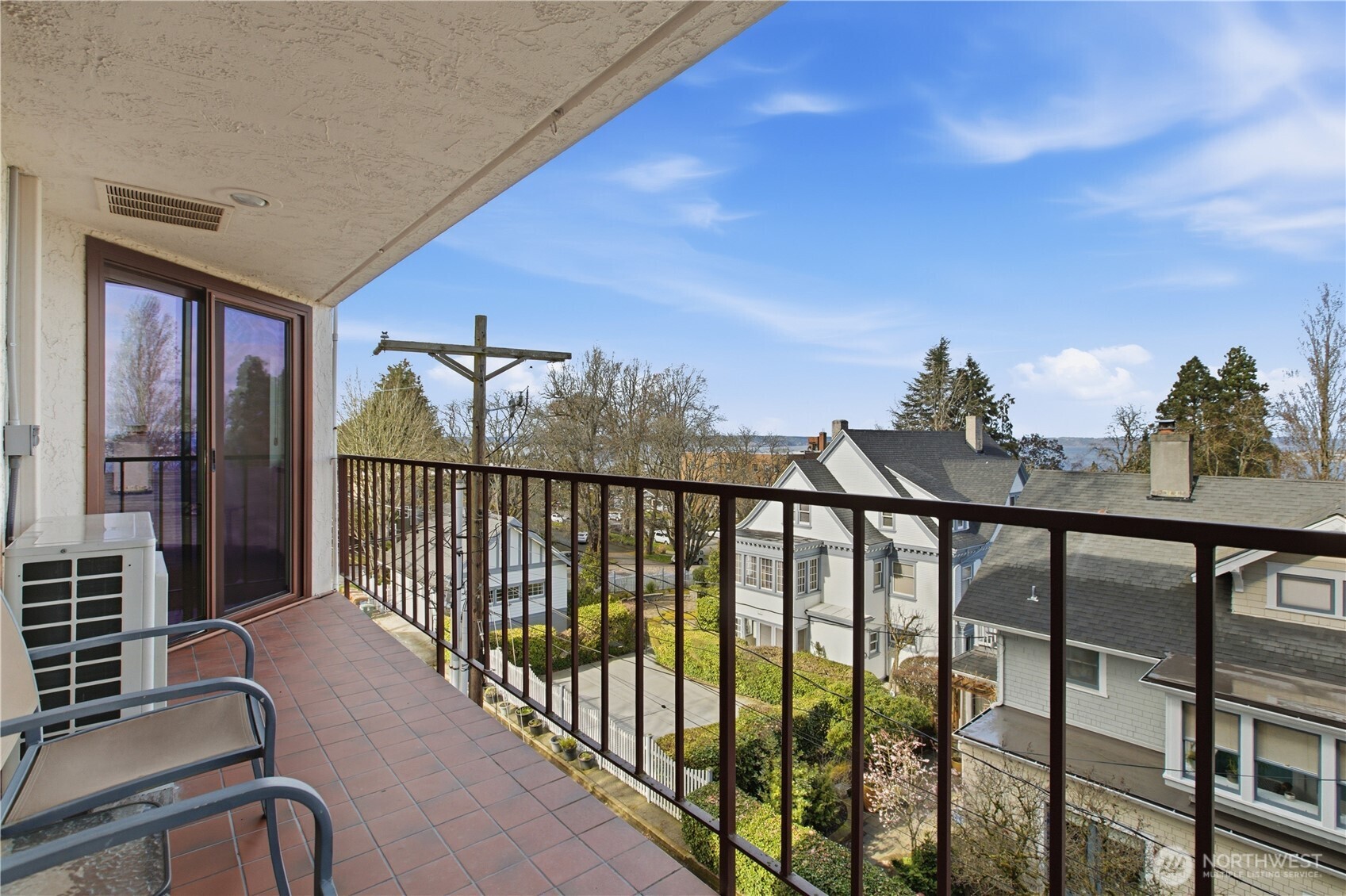 909 N I Street #205, Tacoma, WA 98403