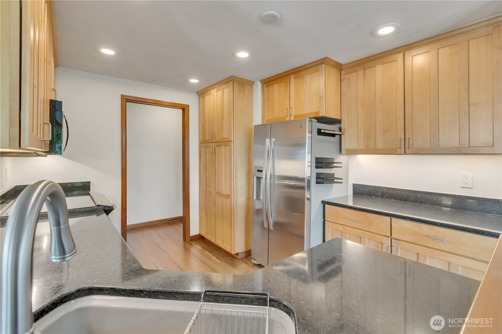 909 N I Street #205, Tacoma, WA 98403