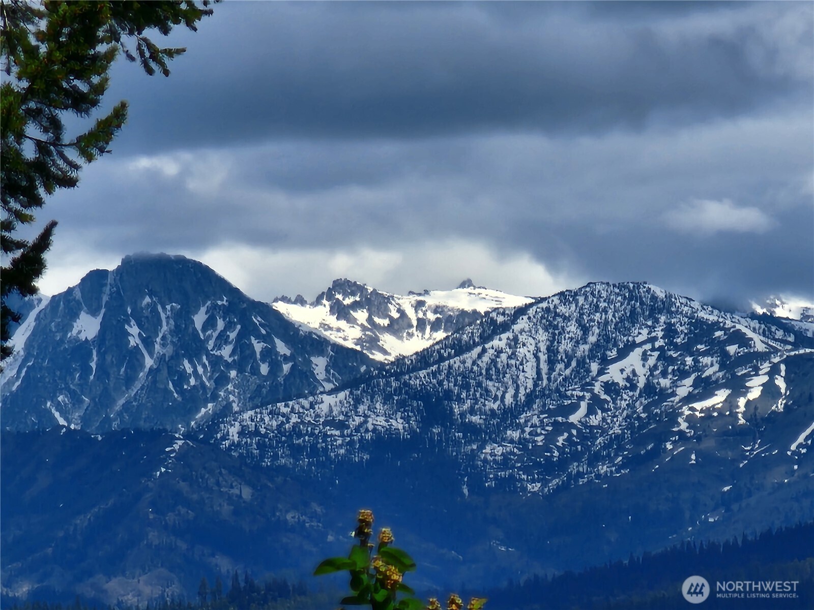 1 Black Hawk Drive , Cle Elum, WA 98922