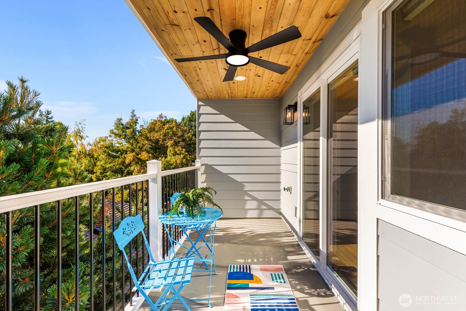 4326 A SW Mills Street , Seattle, WA 98136