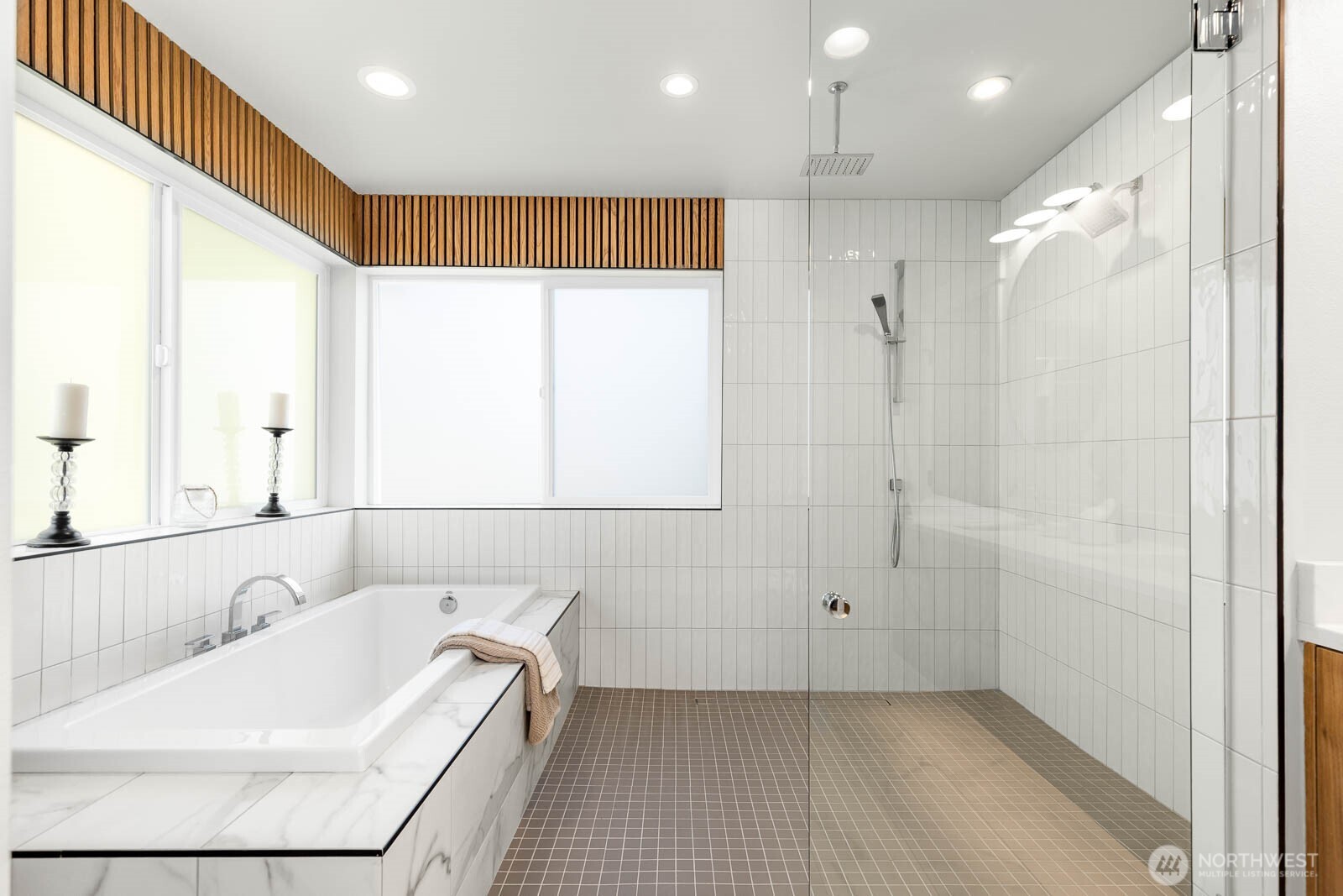 4326 A SW Mills Street , Seattle, WA 98136