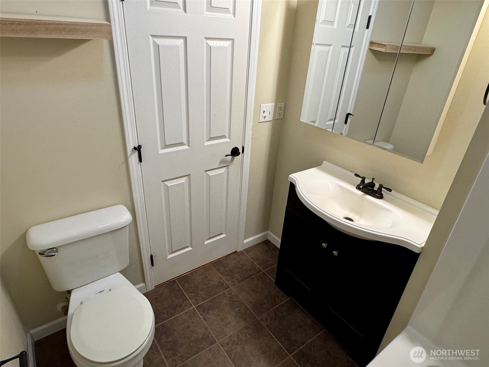 9022 Lorraine Avenue S, Lakewood, WA 98499