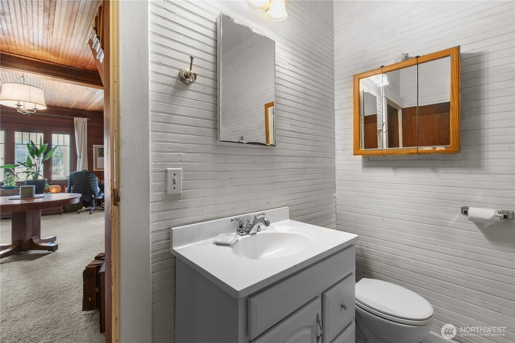 27525 W Lake Riley Road , Arlington, WA 98223