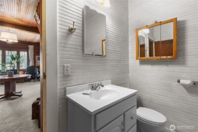 27525 W Lake Riley Road , Arlington, WA 98223 - Photo 20