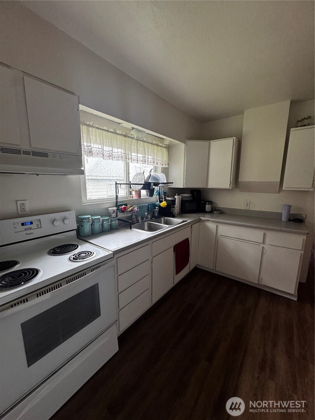 420 Henry Street , Shelton, WA 98584