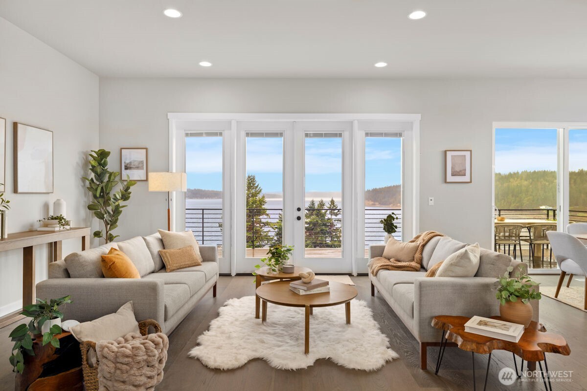 2218 Cleven Park Road , Camano Island, WA 98282