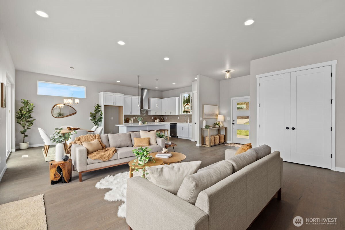 2218 Cleven Park Road , Camano Island, WA 98282