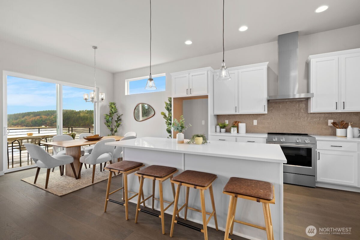 2218 Cleven Park Road , Camano Island, WA 98282