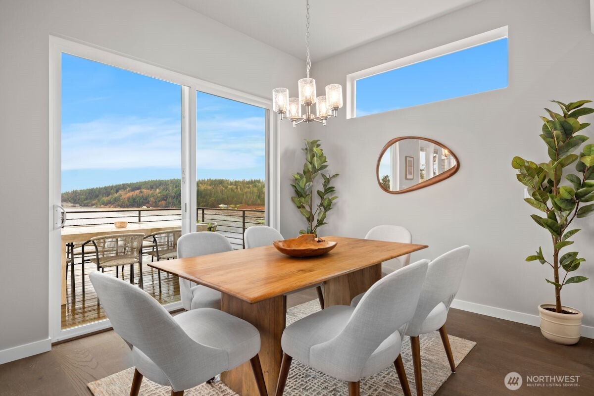 2218 Cleven Park Road , Camano Island, WA 98282