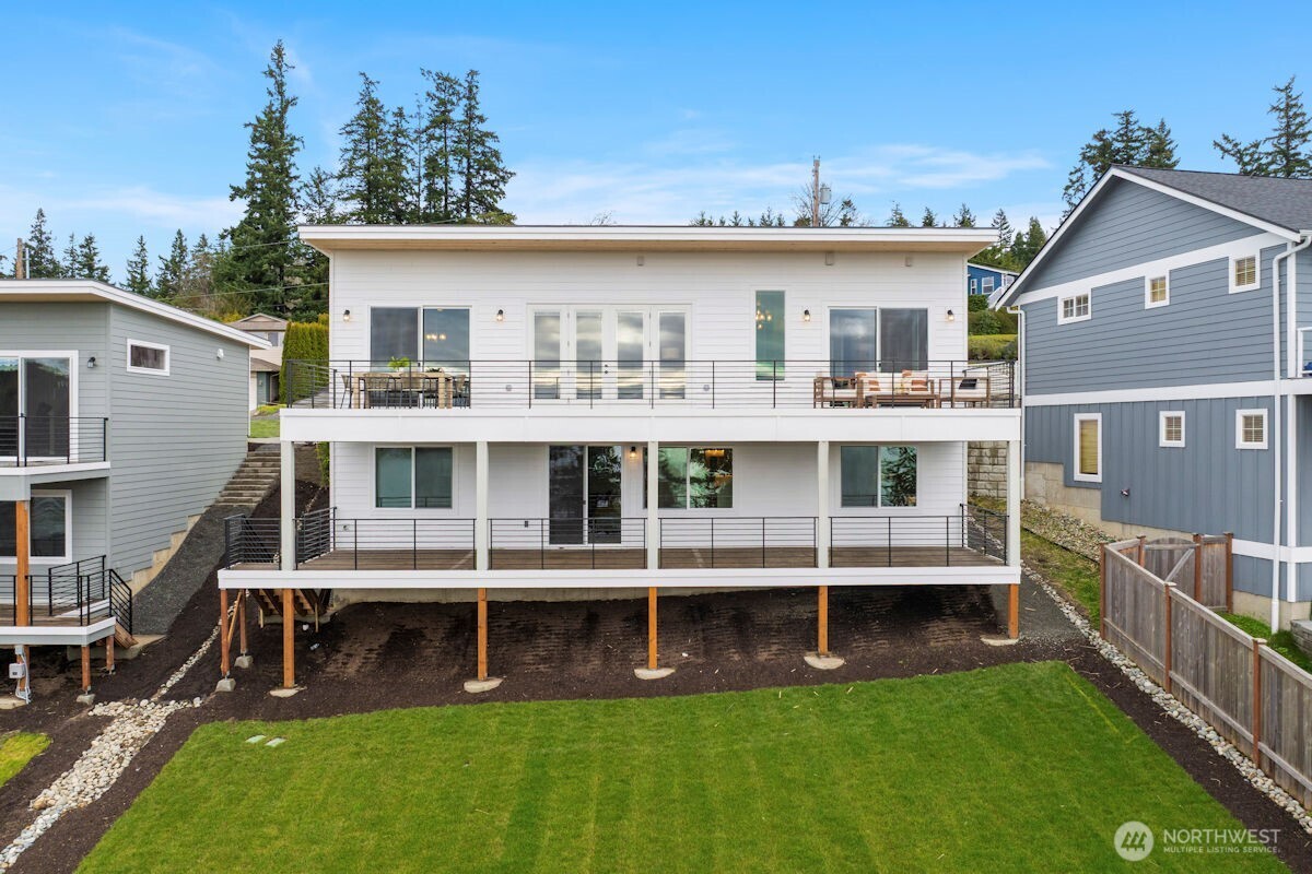 2218 Cleven Park Road , Camano Island, WA 98282