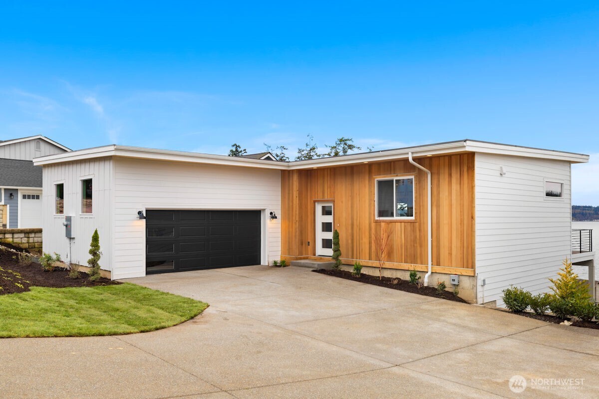 2218 Cleven Park Road , Camano Island, WA 98282