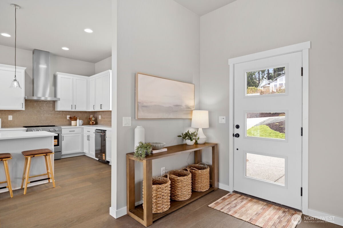 2218 Cleven Park Road , Camano Island, WA 98282