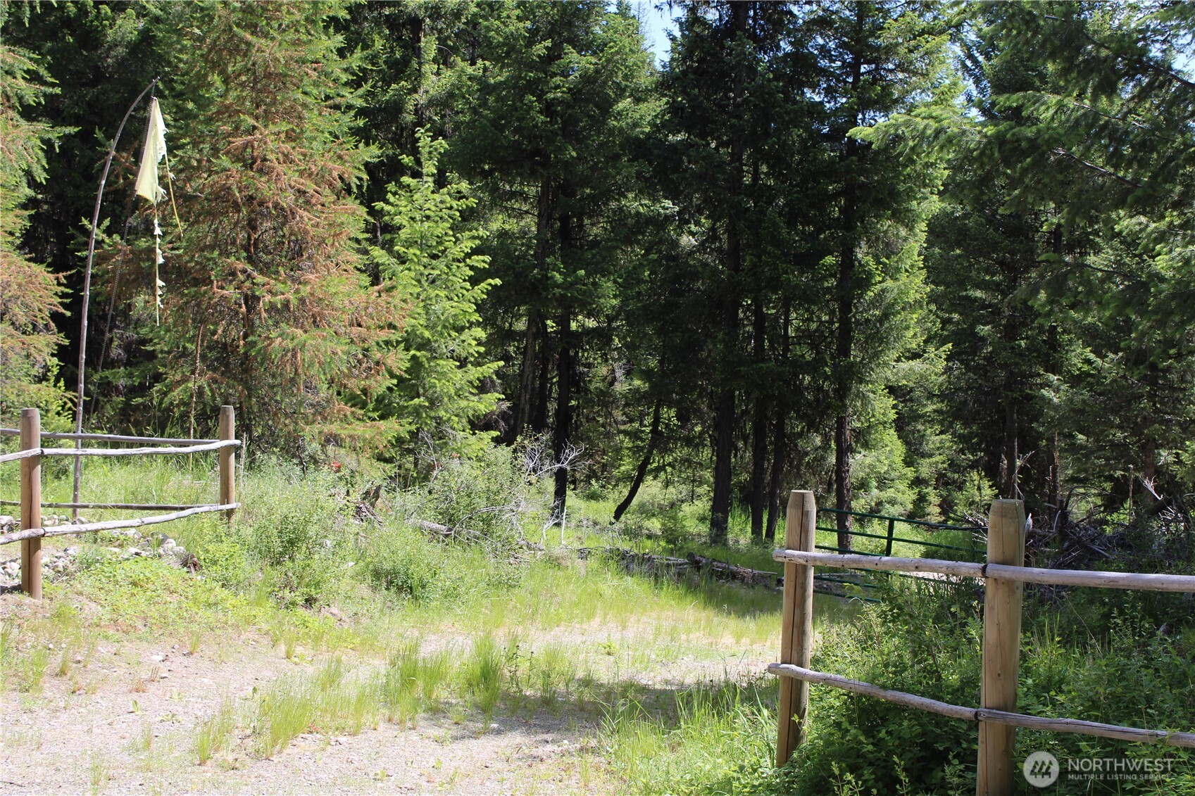 325 Pontiac Ridge , Tonasket, WA 98855