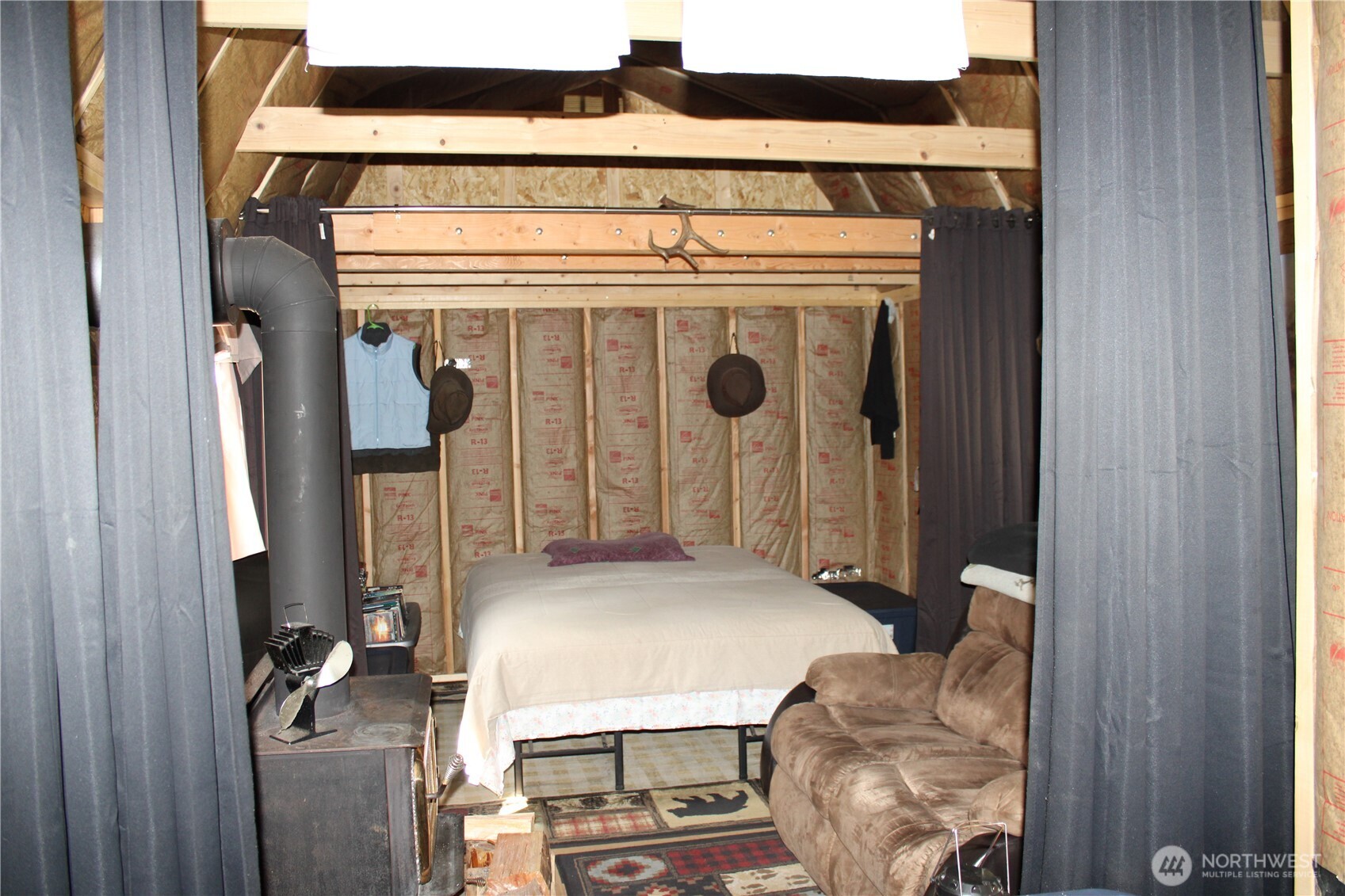 325 Pontiac Ridge , Tonasket, WA 98855