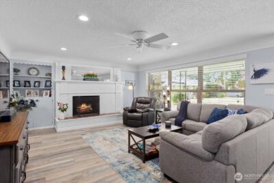 1501 52nd Street SE #1, Everett, WA 98203 - Photo 4