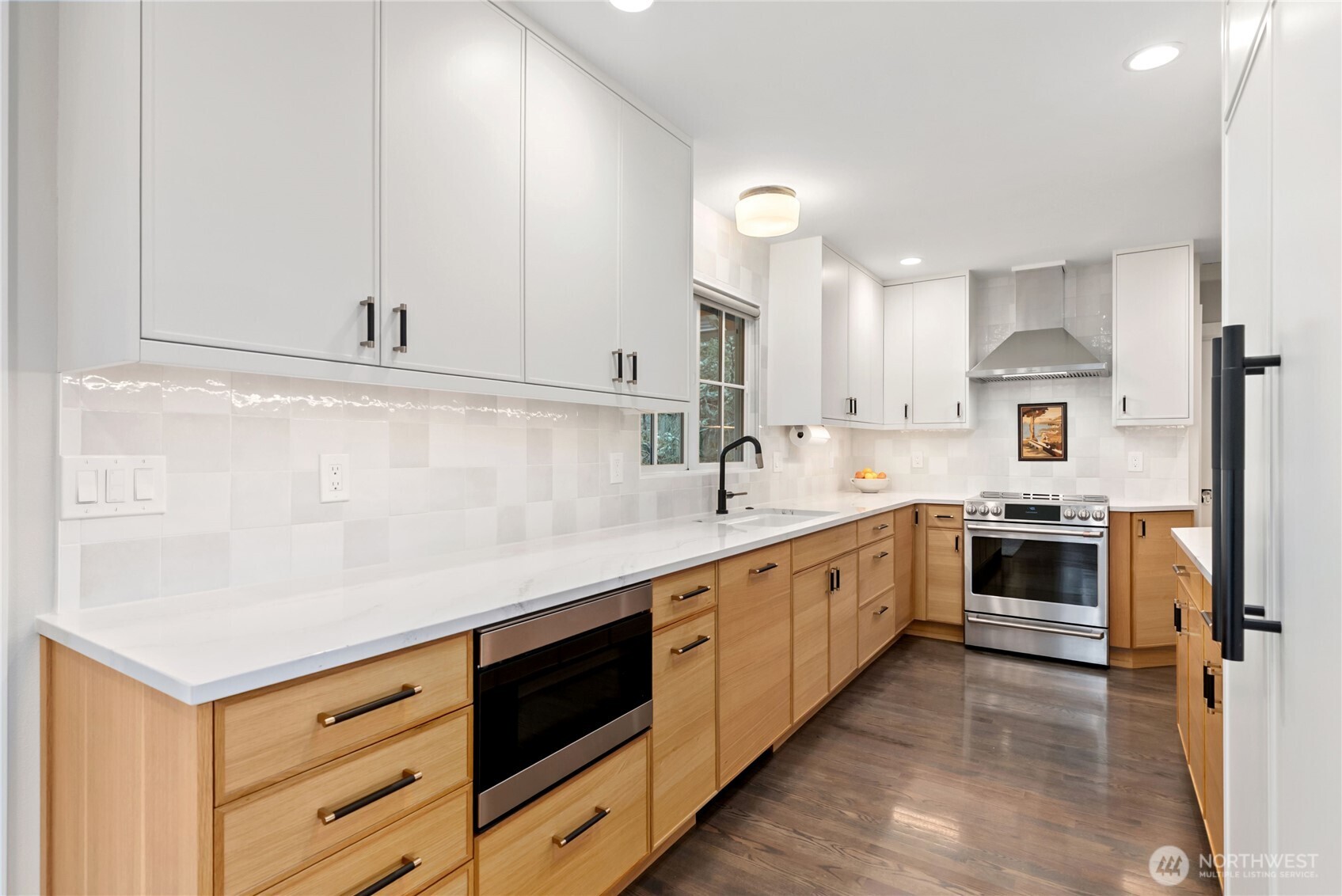 9604 44th Avenue SW, Seattle, WA 98136-2703