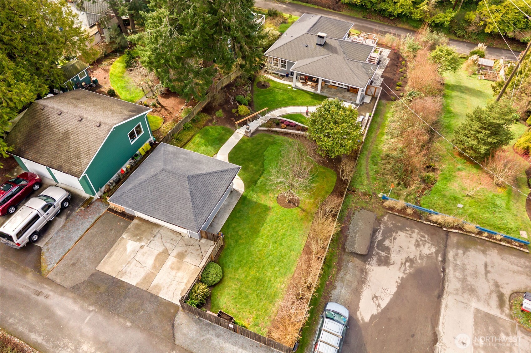 9604 44th Avenue SW, Seattle, WA 98136-2703