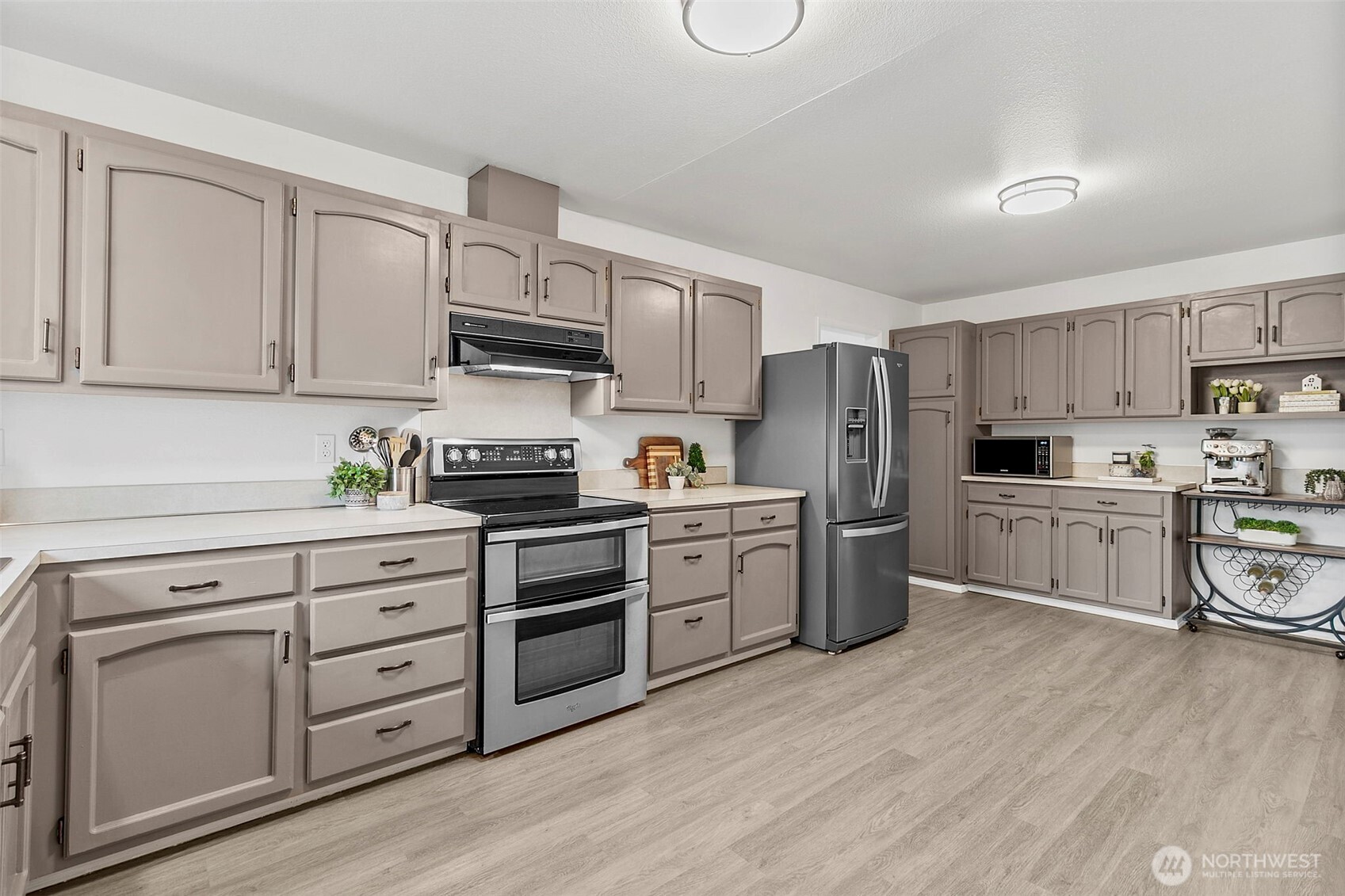 269 S Cedar Street , Buckley, WA 98321-2803